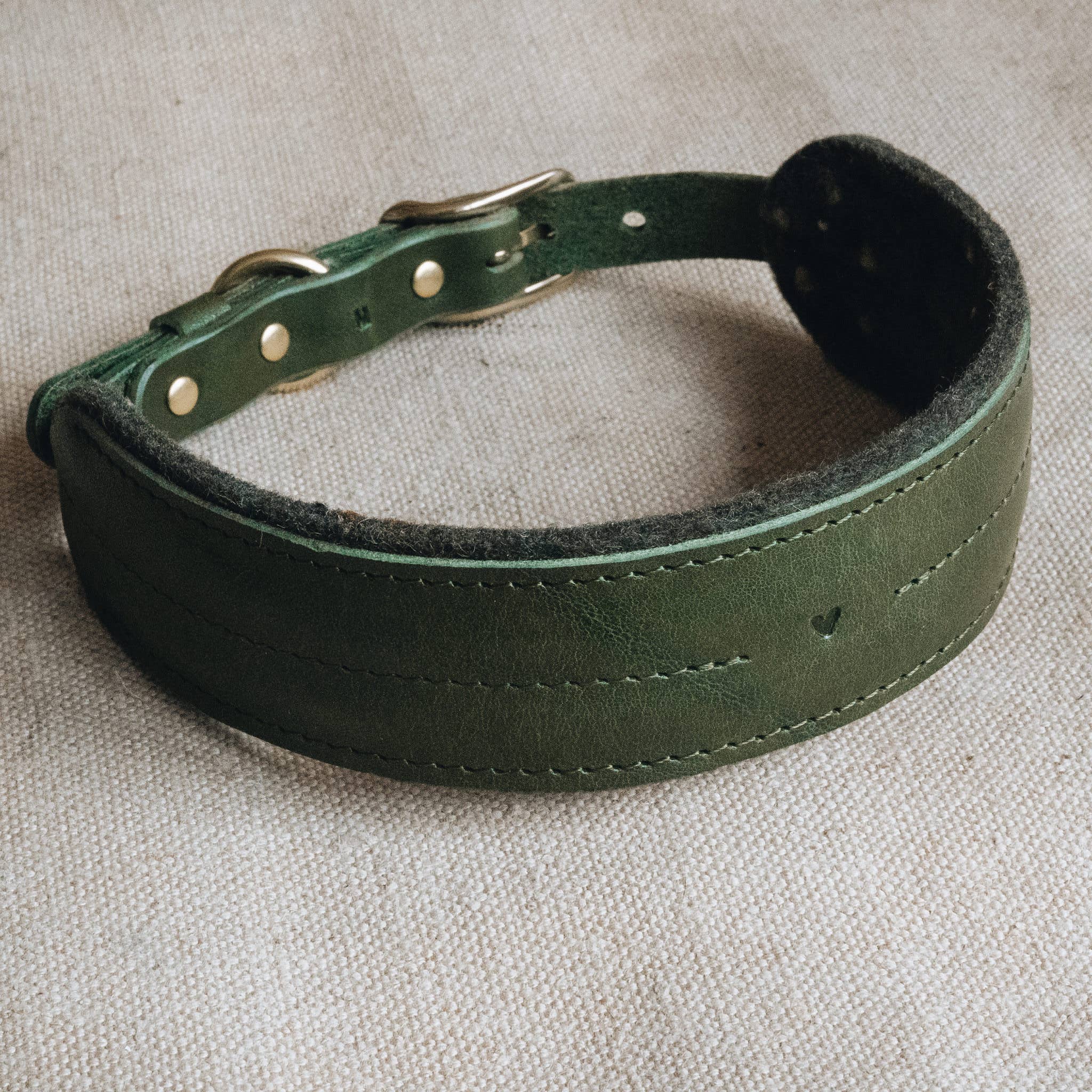 BAND&ROLL – wholesale Pet collar – Dog – Wool Padded Wide Dog Collar. Pine25
