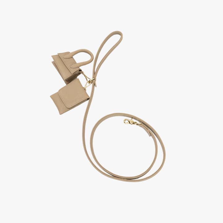 The Dog Musthaves – wholesale Pet treat bag – Dog – The Dog Musthaves Designer Bag - Beloningstasje voor hondenkoekjes en poepzakdispenser - Zand Taupe5