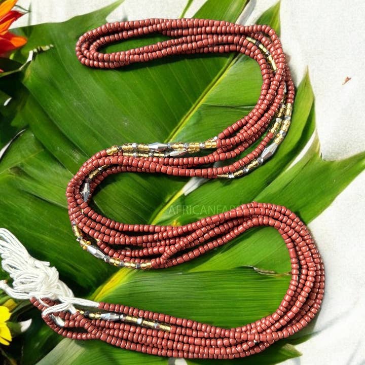 AfricanFabs – wholesale Pärlor – Midjepärlor / Afrikansk höftkedja - Abinéné - Brun / guld (Traditionell icke-elastisk tråd)