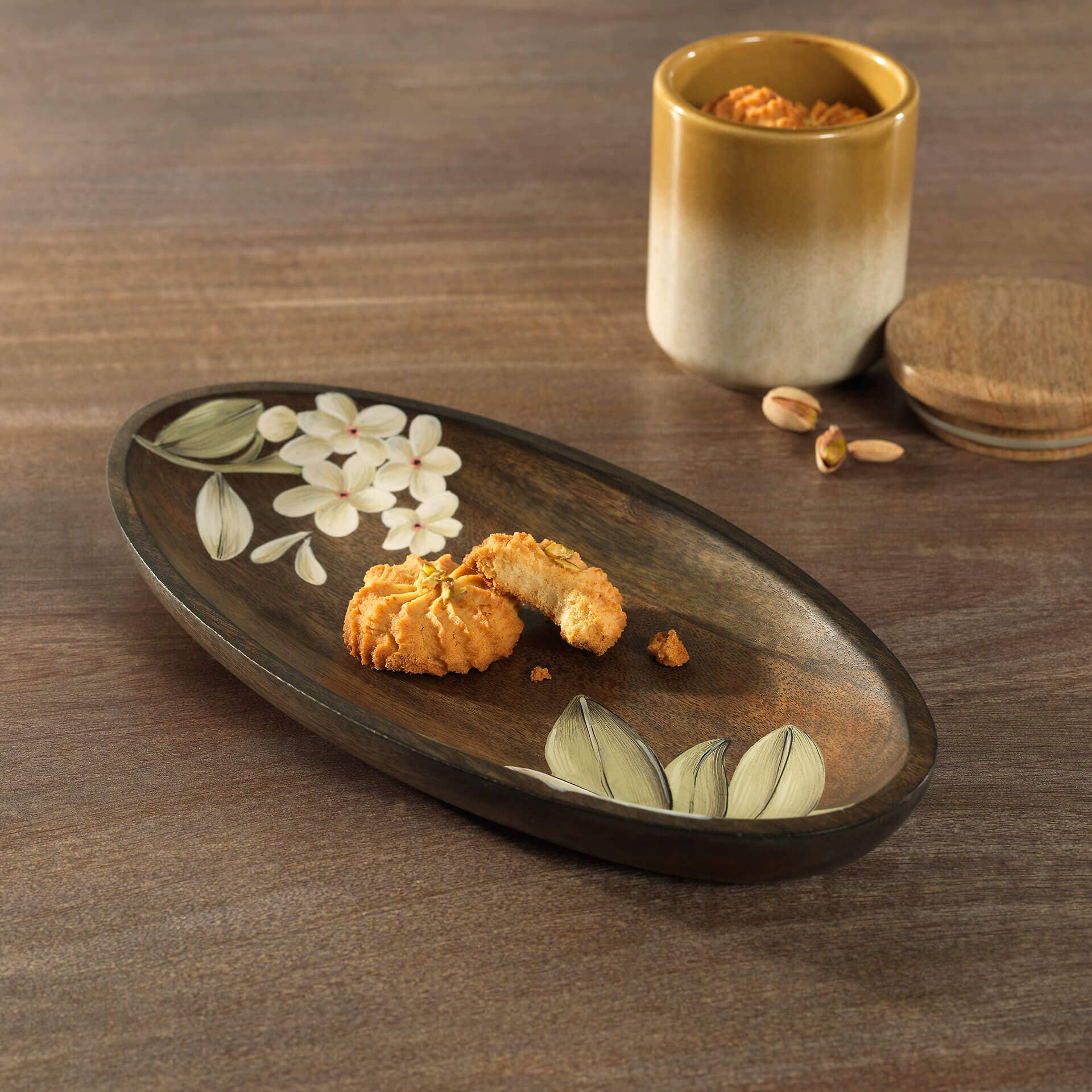 Indriya Home - Wholesale Platter - Frangipani Oval Mango Wood Platter – Handpainted2