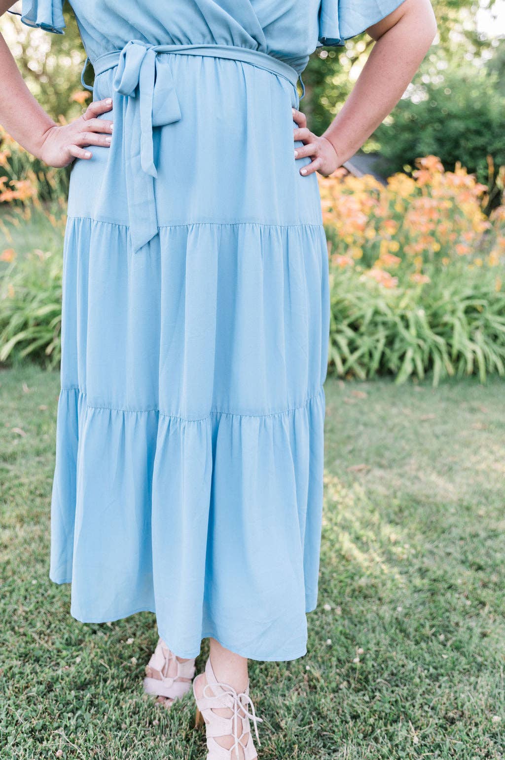 Peony Alley - Vendita all'ingrosso Vestito - Donna - Abito midi tinta unita color ambra10