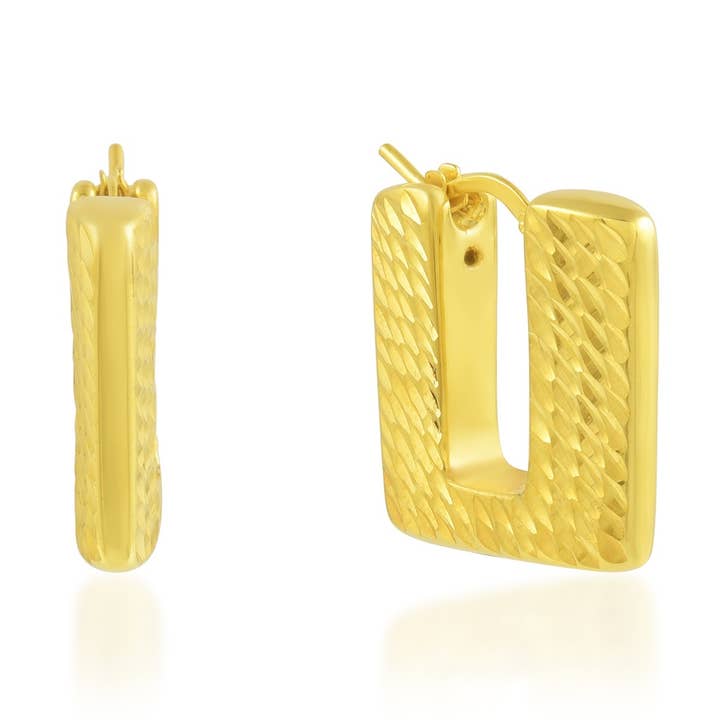 Brinco Quad Huggies Texturado (Ouro Vermeil) por atacado de Arvino