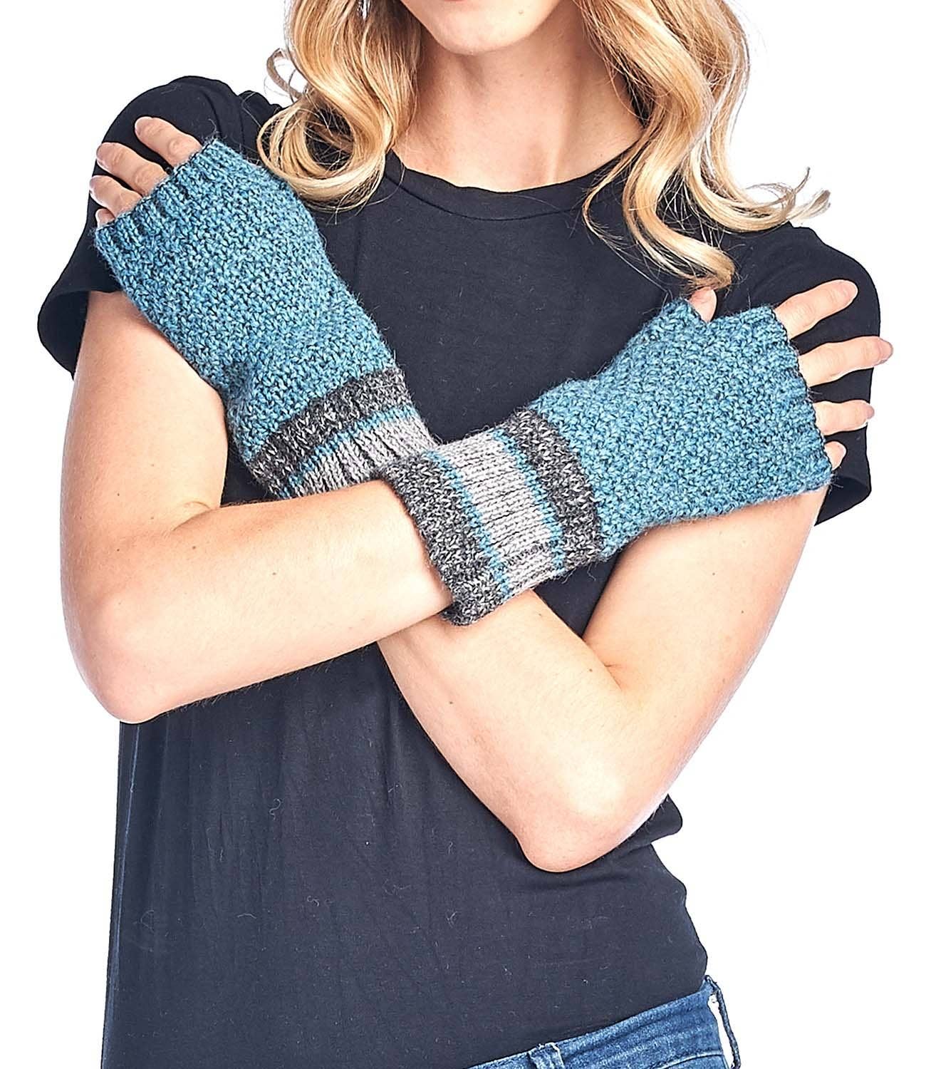 Shupaca Alpaca – wholesale Gloves – Women's – Alpaca Gloves - Carrera - Teal2