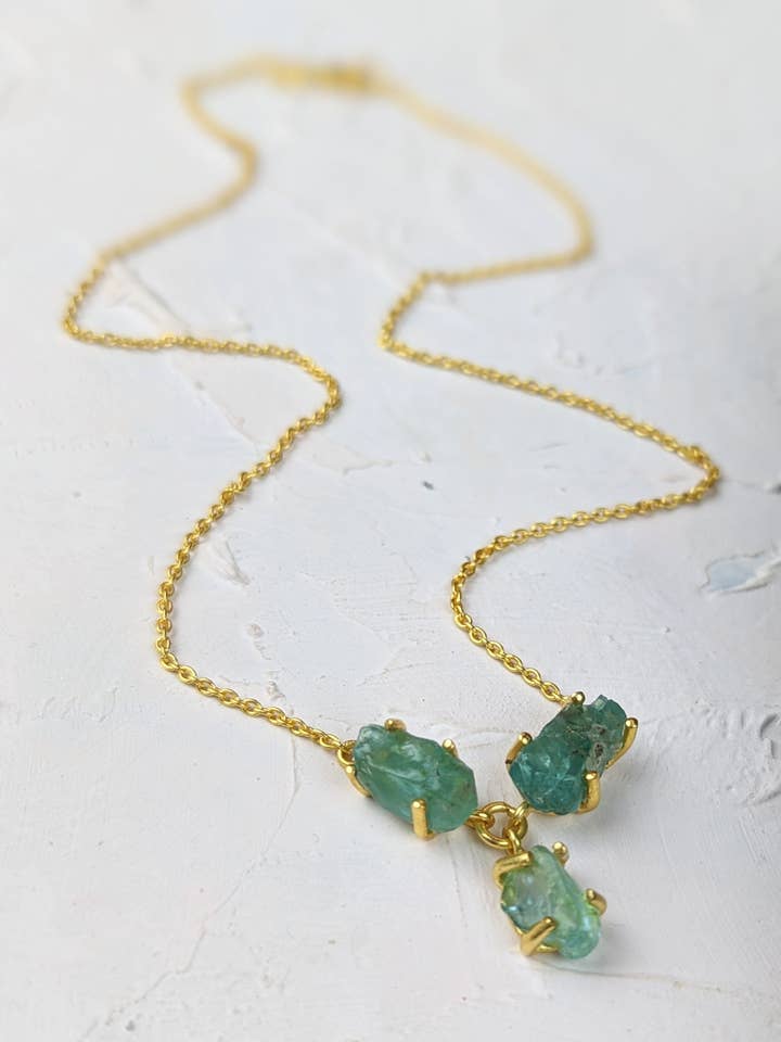 Three-Pronged Raw Apatite Gold Necklace for wholesale by Ash & Rose