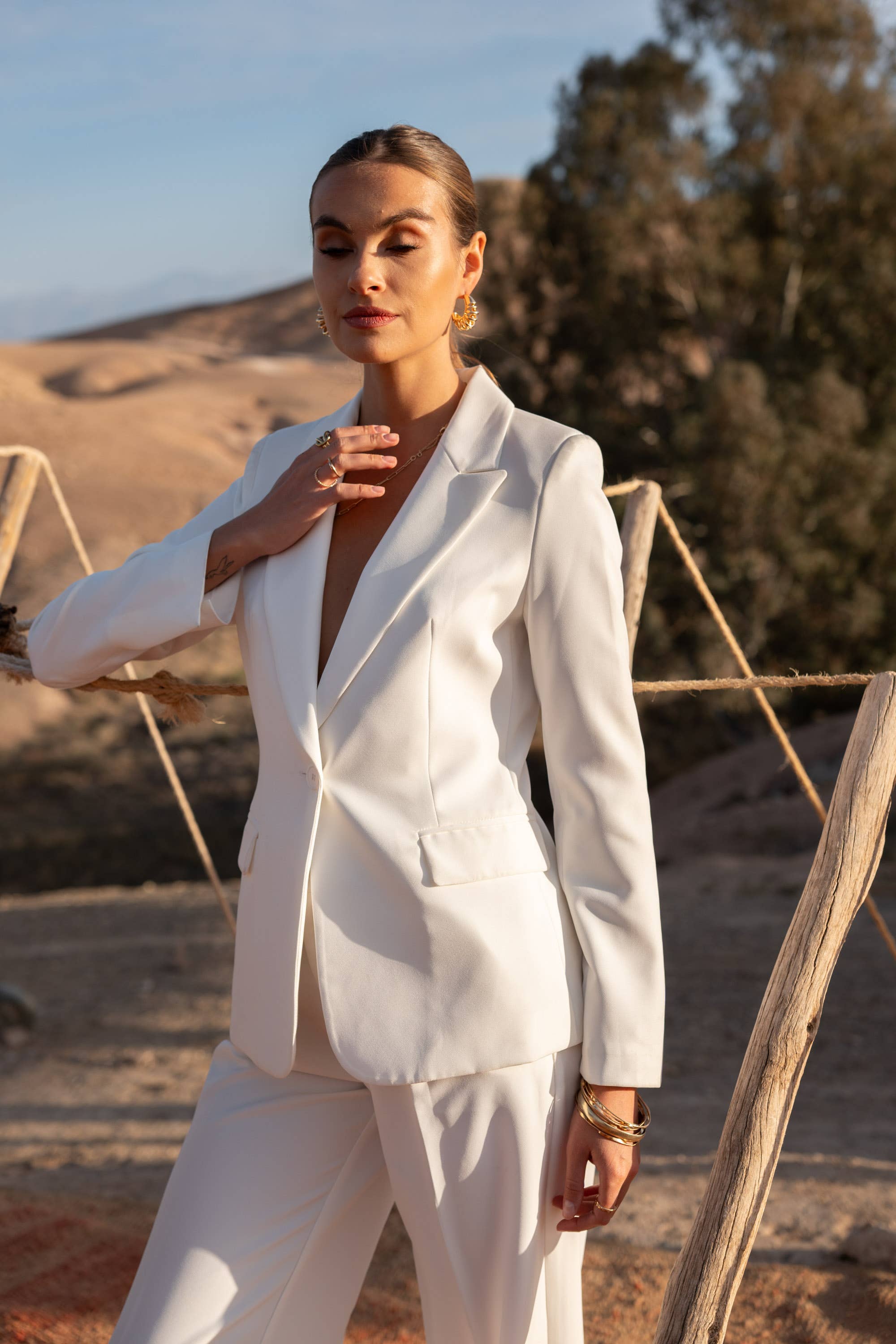 Attentif Paris - Wholesale Suit Jacket - Women's - [Timeless] Fitted single-button plain jacket39