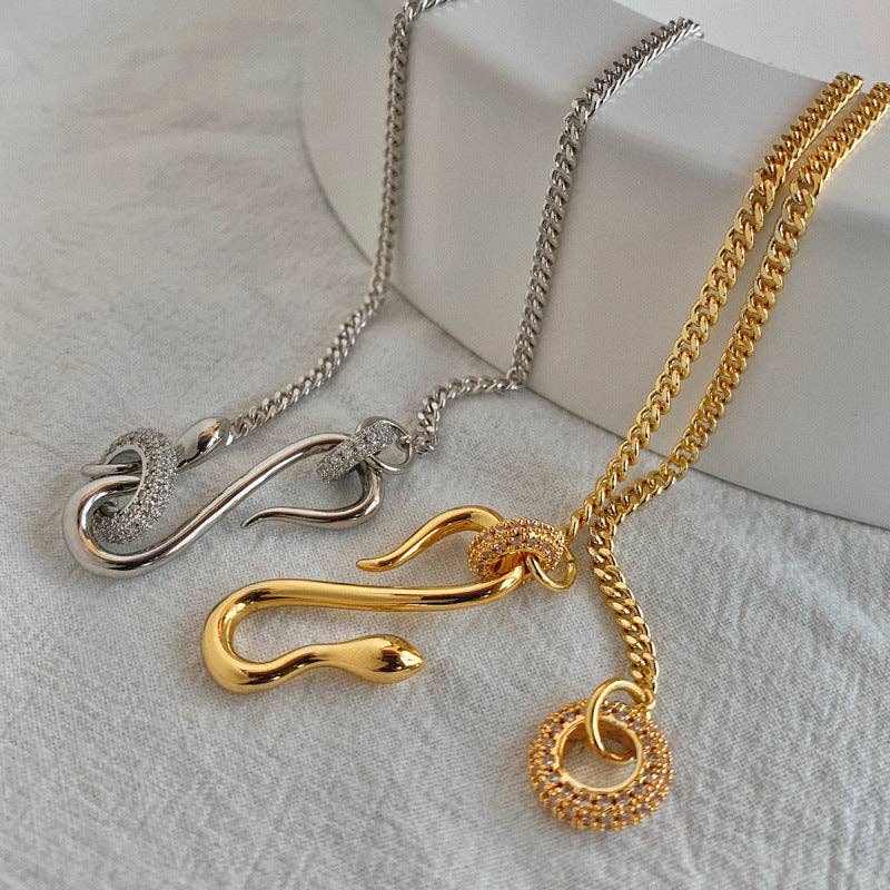 Dipped Shop - Wholesale Pendant/Charm Necklace - Rhinestone Snake Shaped Chain Pendant Necklace DPJN08024