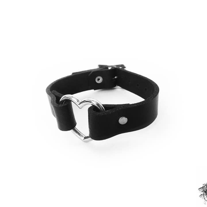 8th Sin - Venta al por mayor Pulsera tobillera - Tobilleras de cuero negro con forma de corazón