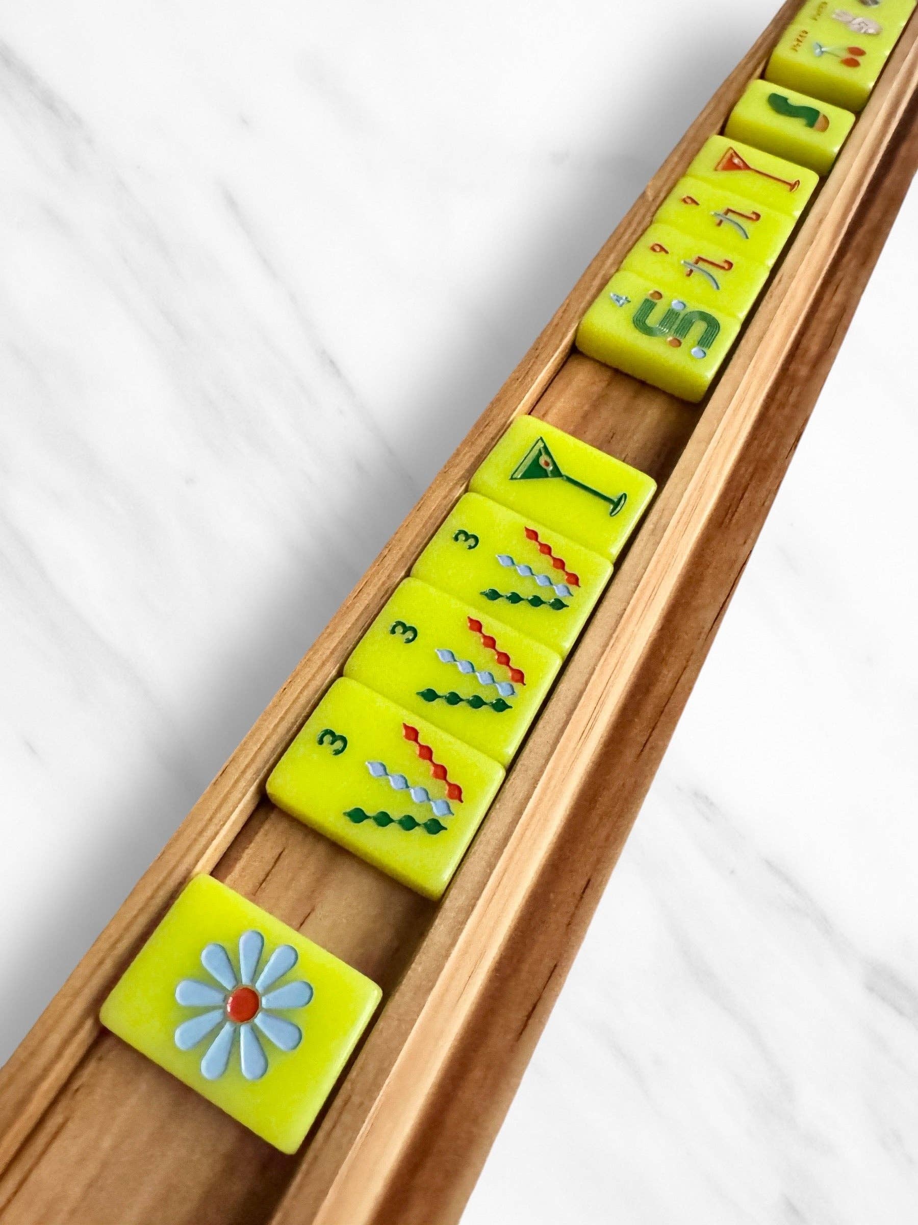 Peace Love Mahjong - Wholesale Board Game - Mahjong Racks & Pushers (Set of 4)18