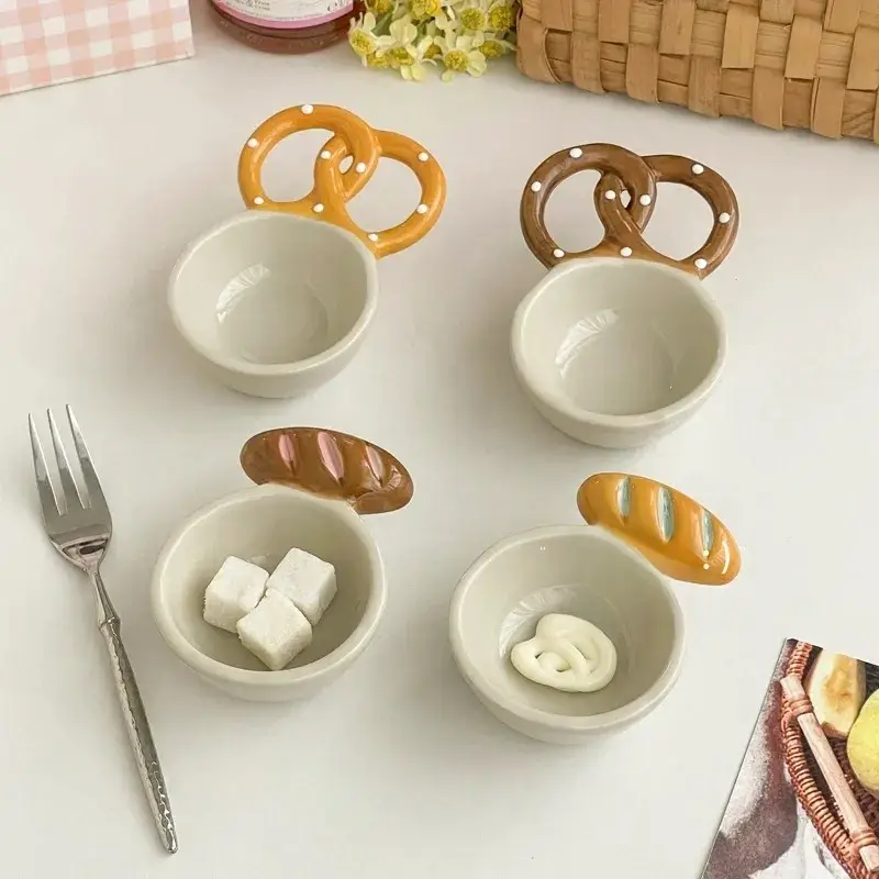 Otterware – Großhandel Gewürz-/Dipschale – Handgefertigte Mini-Keramikschalen - Brezel- & Laibgriffe9