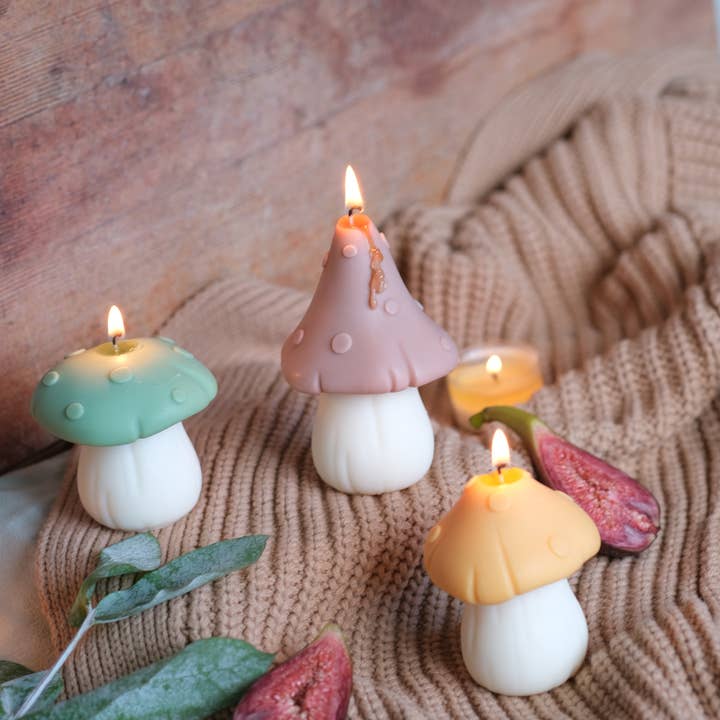 Interlude Candles - Vendita all'ingrosso Candele regalo - Candele a forma di fungo | Toadstol Candles | Cottagecore4
