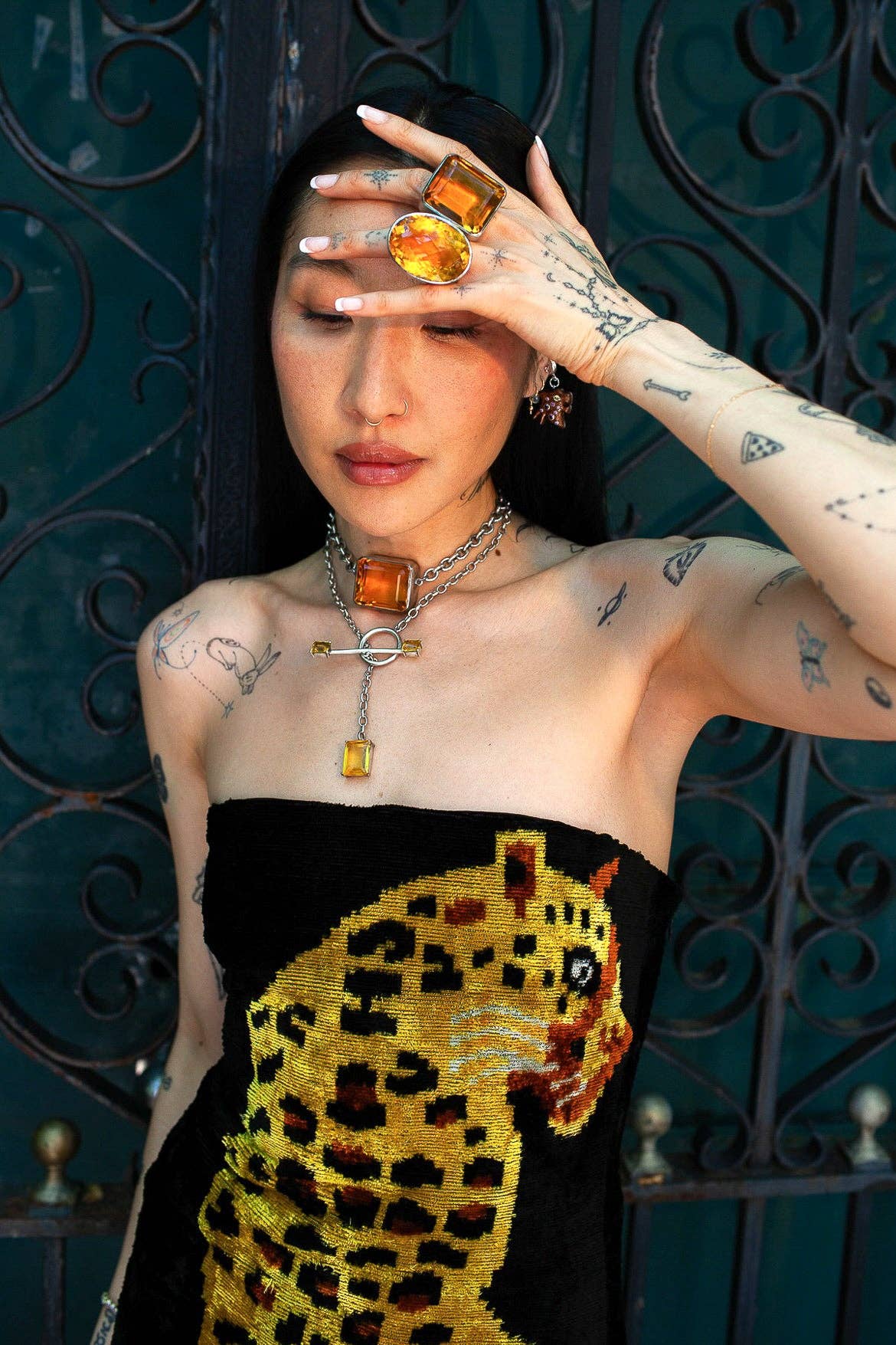 Vesper Obscura - Wholesale Cocktail/Statement Ring - Square Goliath Ring in Golden (Silver)2