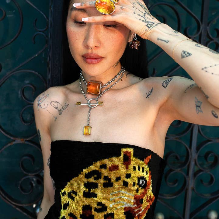 Vesper Obscura - Vente Bague de cocktail/de cérémonie - Bague Goliath Carrée en Doré (Argent)2