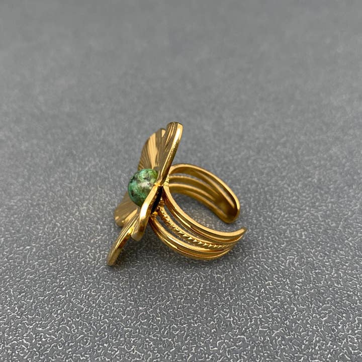 Mio Queena - Wholesale Cocktail/Statement Ring - African Turquoise 18K Gold Plated SS Flower Ring - FGS/CS