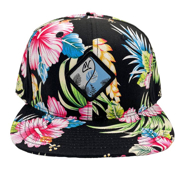 Casquette fleurie noire pour la vente par Cha Vibes