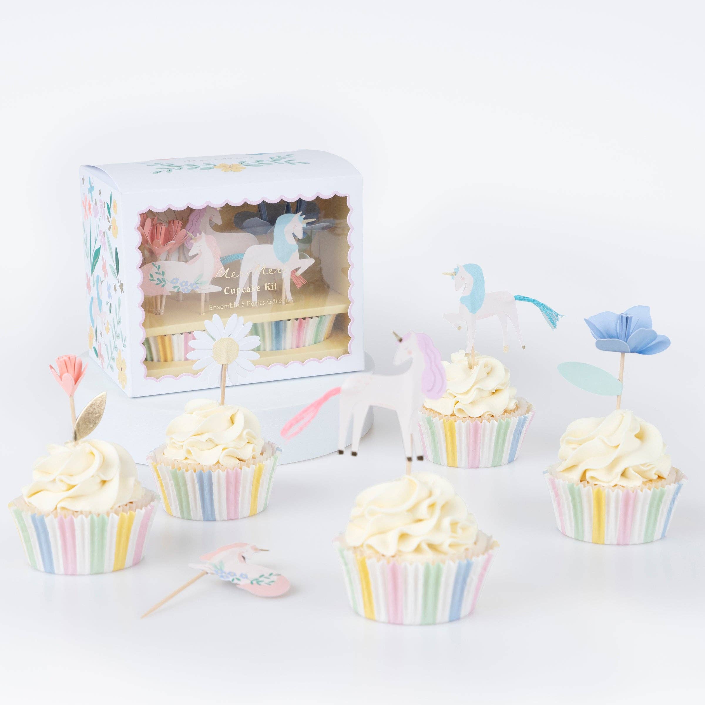 Meri Meri – wholesale Tårta/Cupcake Topper – Meri Meri muffinset med ängs-enhörningar1