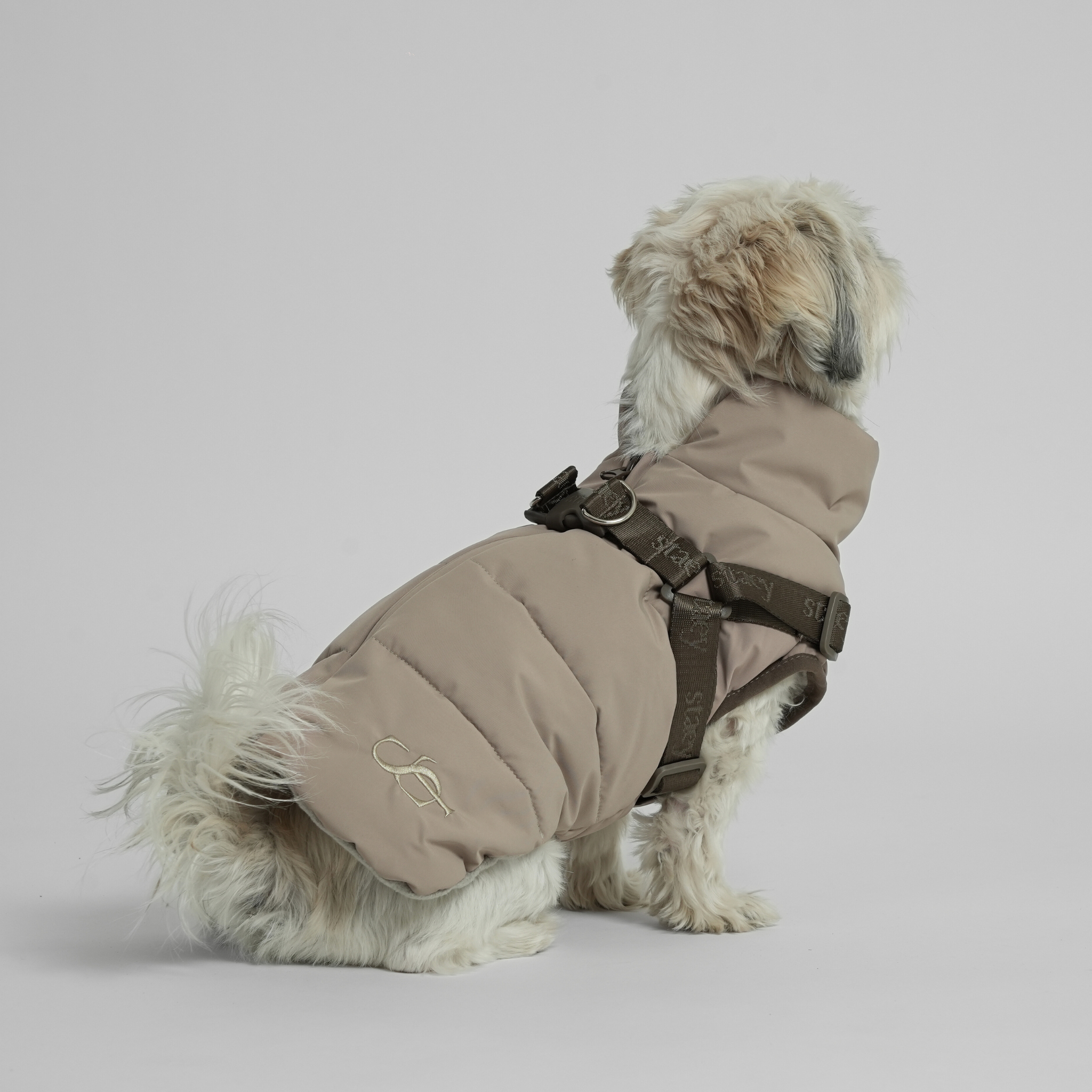 Staey – wholesale Pet coat – Dog – Vera Dog Coat with Harness | Sand12