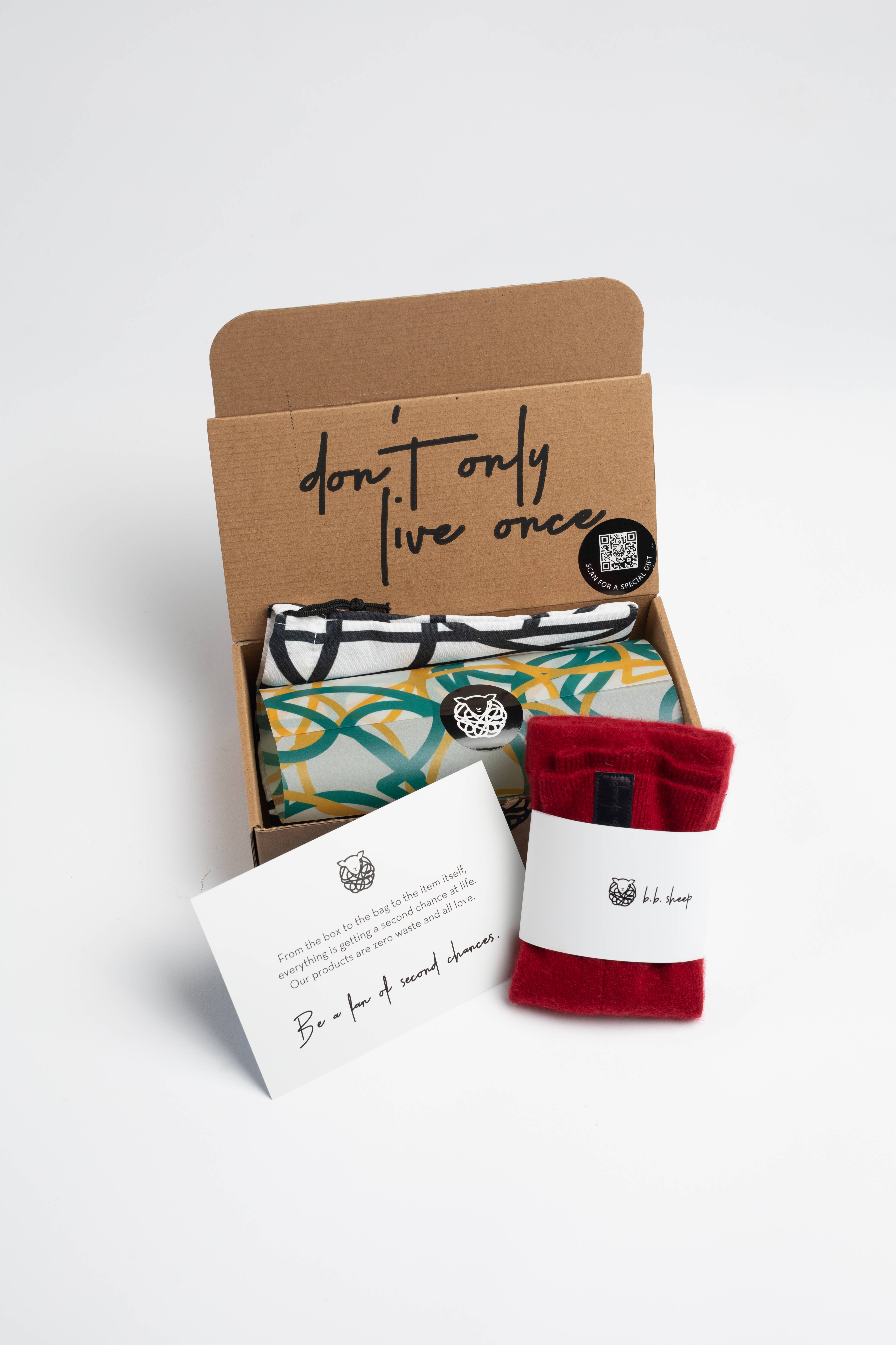 B.B. Sheep - Wholesale Gloves - Women's - Pure Cashmere Fingerless Gloves12