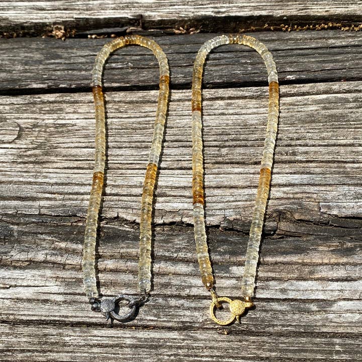 Collier en perles Citrine Heishi avec fermoir en diamant pavé pour la vente par ILISSA MICHELE JEWELRY