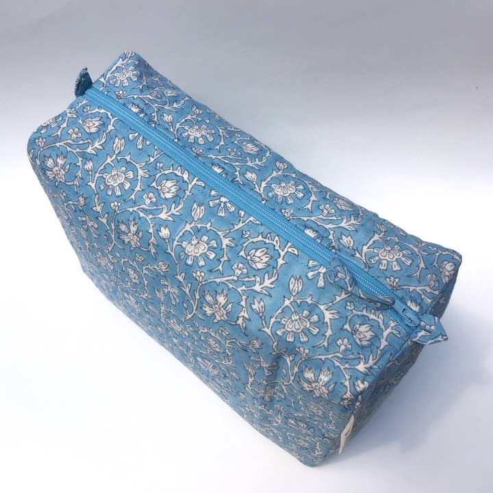 Mehera Shaw – wholesale Make-up/cosmetic bag – Cosmetics Bag - Quilted Hand Block Print Cotton8