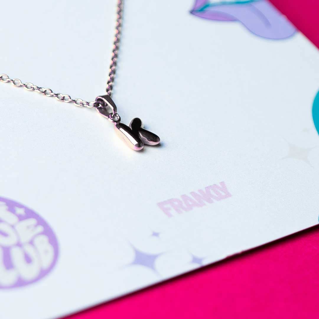 FranklyCollective - Venta al por mayor Collares con colgantes/abalorios - Collar con colgante de letra inicial "K" apilable en globo5