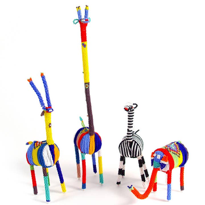 Animaux perlés pour la vente par Mbare Home + Gift