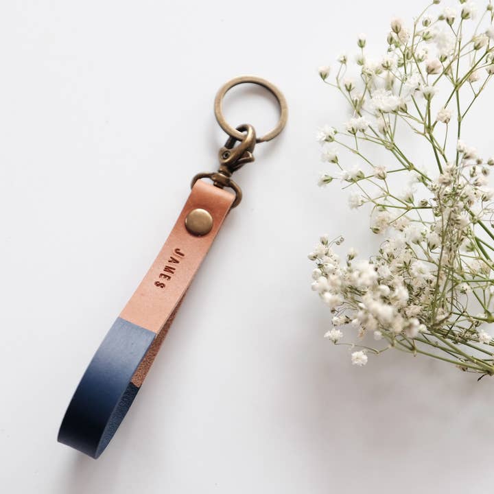 Moccaberry - Wholesale Keychain - Unisex - Navy Leather Keychain2