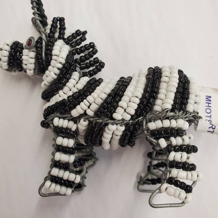 Wanderlust Global - Wholesale Decorative Figurine - Small Beaded Safari Animals