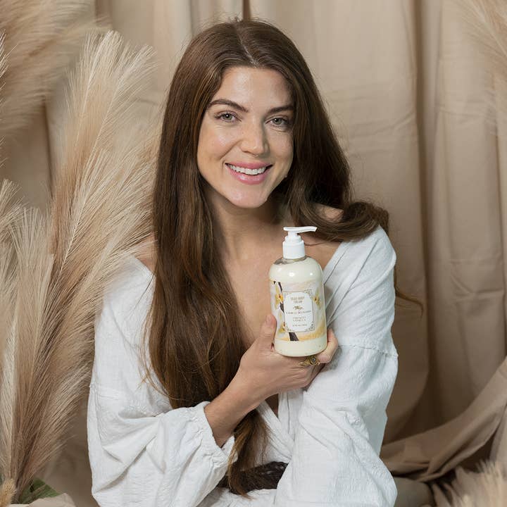 Camille Beckman - Wholesale Body Cream/Lotion - French Vanilla Hydrating Silky Body Cream 13oz