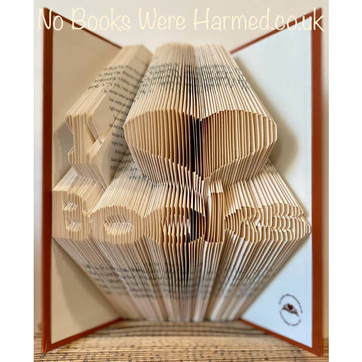 No Books Were Harmed.co.uk - Vente Sculpture - Sculpture de livre plié à la main "J'aime (cœur) les livres"