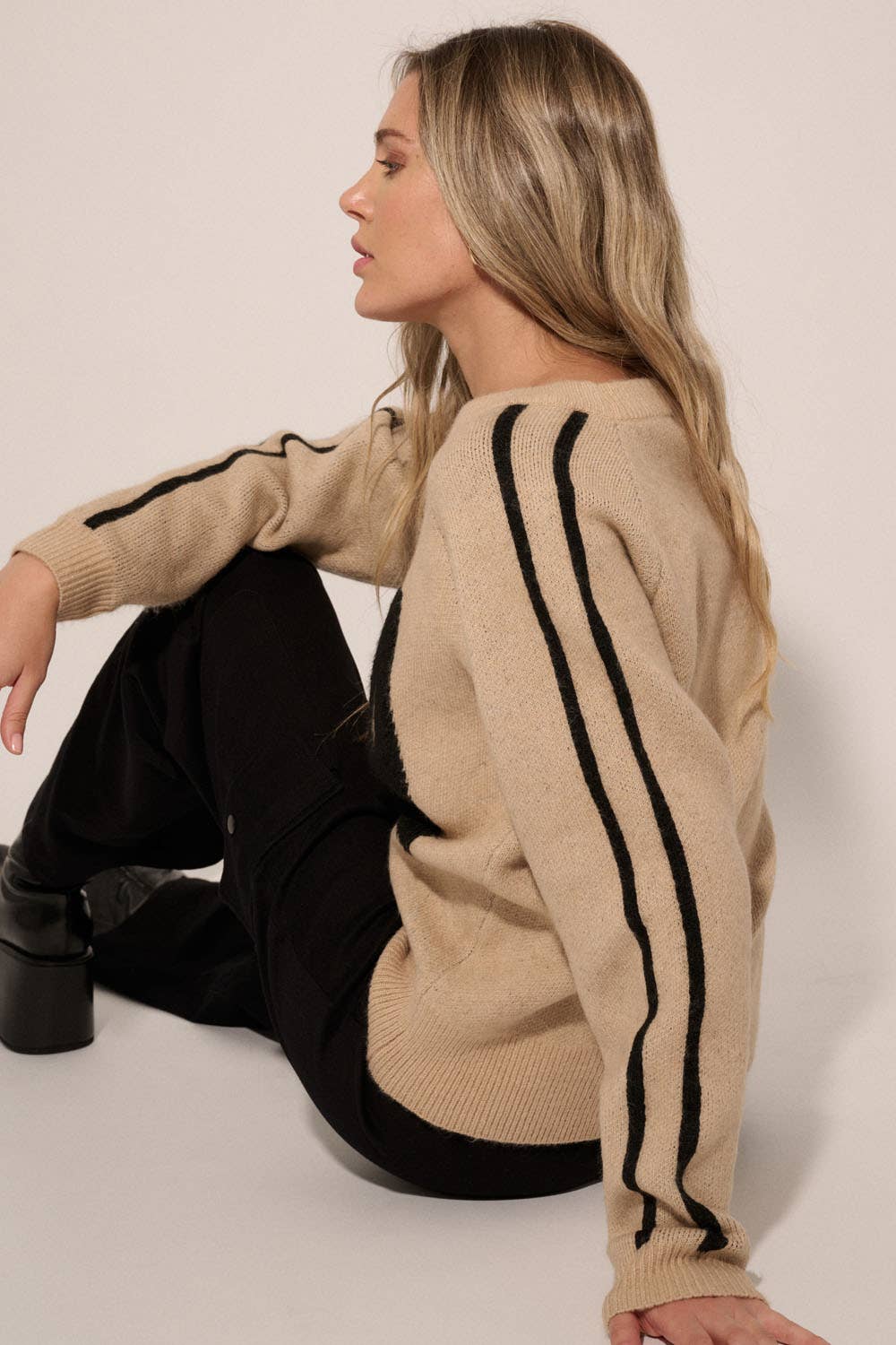 Promesa USA - Venta al por mayor Jersey de punto - Mujer - Suéter liso con cuello redondo LA8