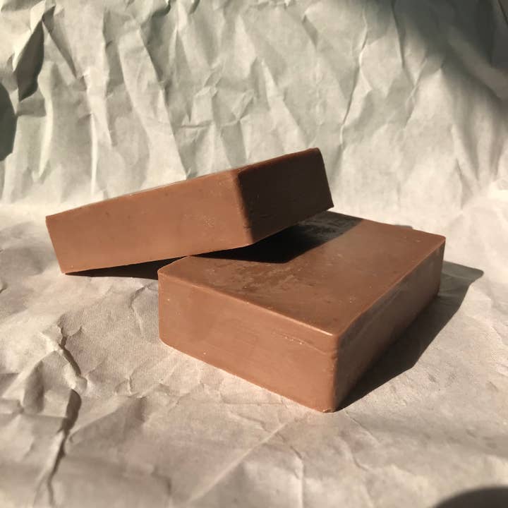 "GARDEN" ROSE + PEPPERMINT + PALO SANTO Red Clay Soap for wholesale by Silk Water