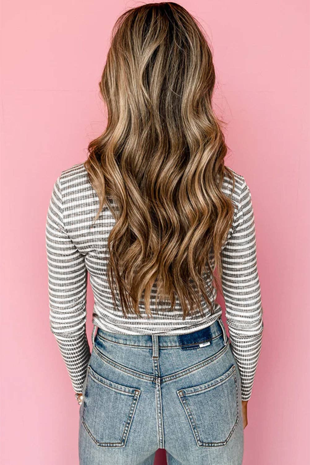 Rayures grises Haut à manches longues ajusté à col montant côtelé gris rayé en vente sur Faire1