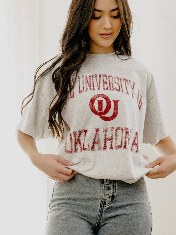 LivyLu - Wholesale Screen Printed T-Shirt - Unisex - OU Oklahoma Sooners Vintage Sport Ash Gray Thrifted Tee