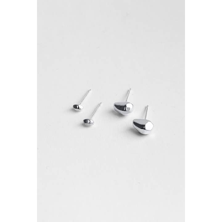 Kara Yoo - Wholesale Stud/Post Earrings - Tiny Pebble Studs