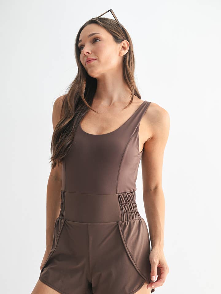 Shortsie Activo Tejido para venta al por mayor de Mono B