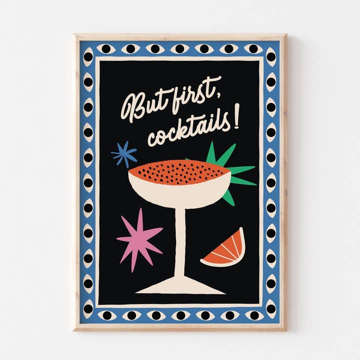 Maar Eerst, Cocktails! Kunstdruk voor wholesale door POSTERAMI