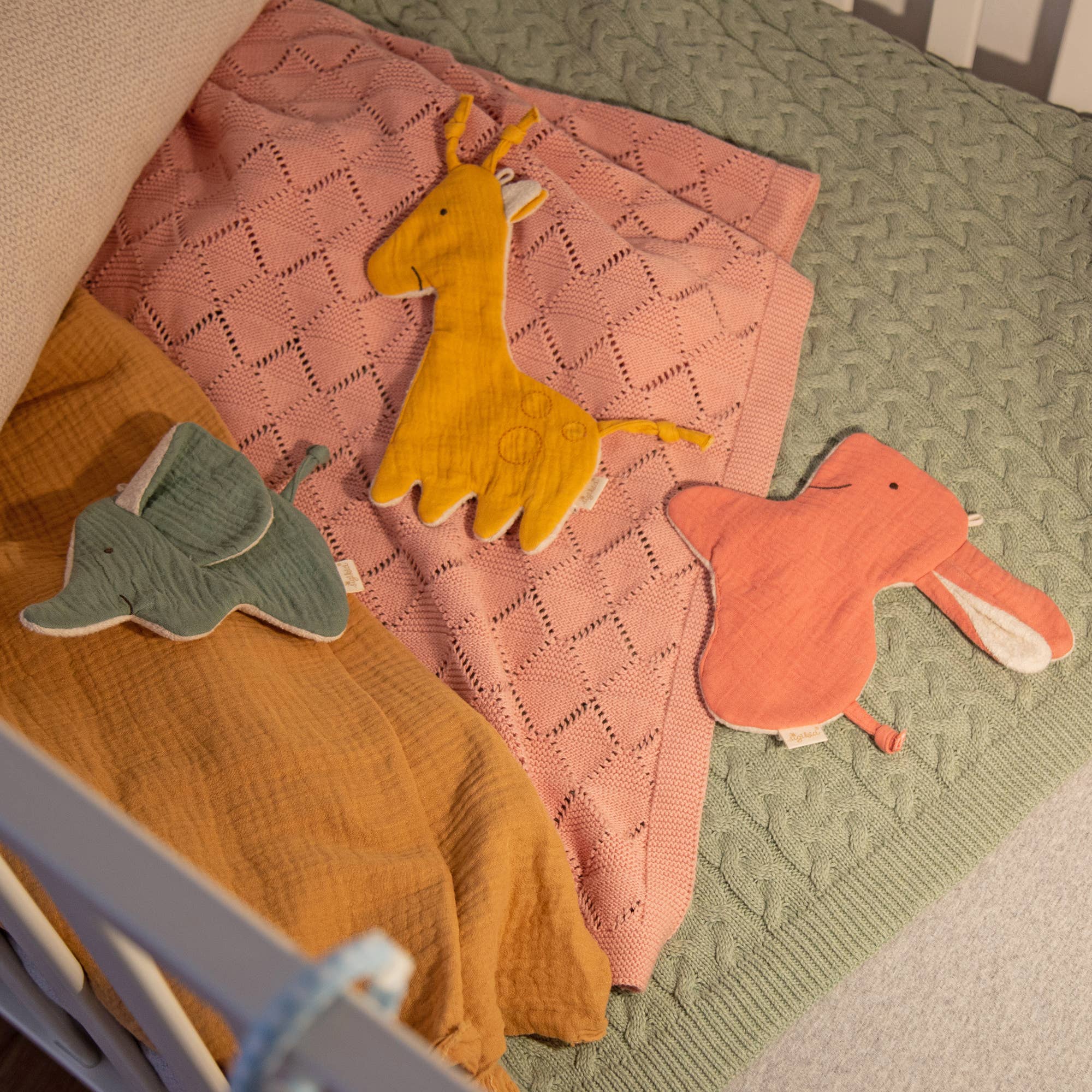 sigikid - Wholesale Classic Toy - Kids - Muslin Crinkle Cloth Elephant6