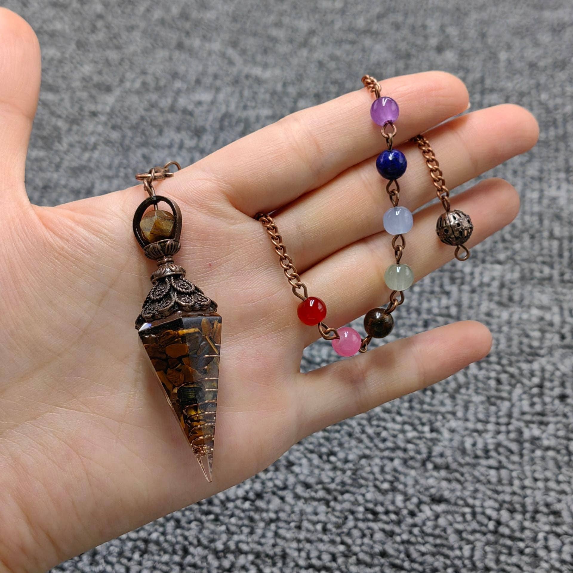 Mio Queena - Wholesale Spiritual Stone/Crystal - Hexagonal Cone Stone Pendulum with Chakra Chain - CS26