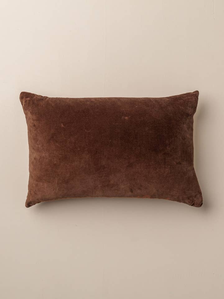 Linen/Velvet Lumbar Pillow | Chocolate for wholesale by Saardé