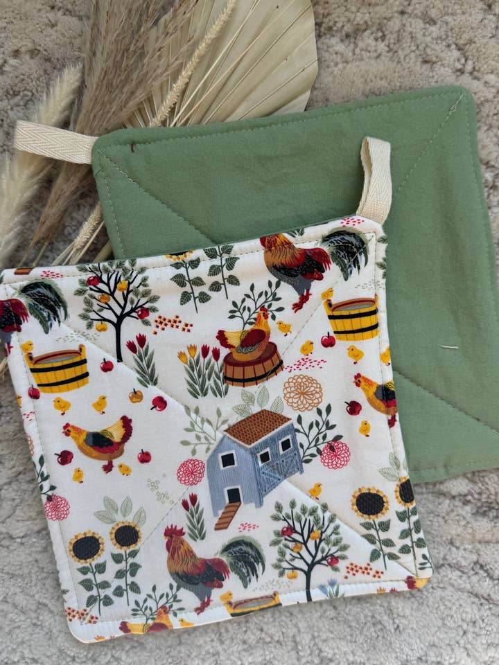 Ensemble de maniques Matin à la ferme pour la vente par 382 Farmhouse Co LLC