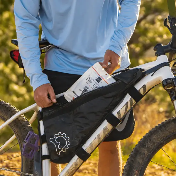 People's Choice Beef Jerky - Wholesale Jerky - Old Fashioned - Dry Style - Hot & Spicy Beef Jerky 2.5oz3