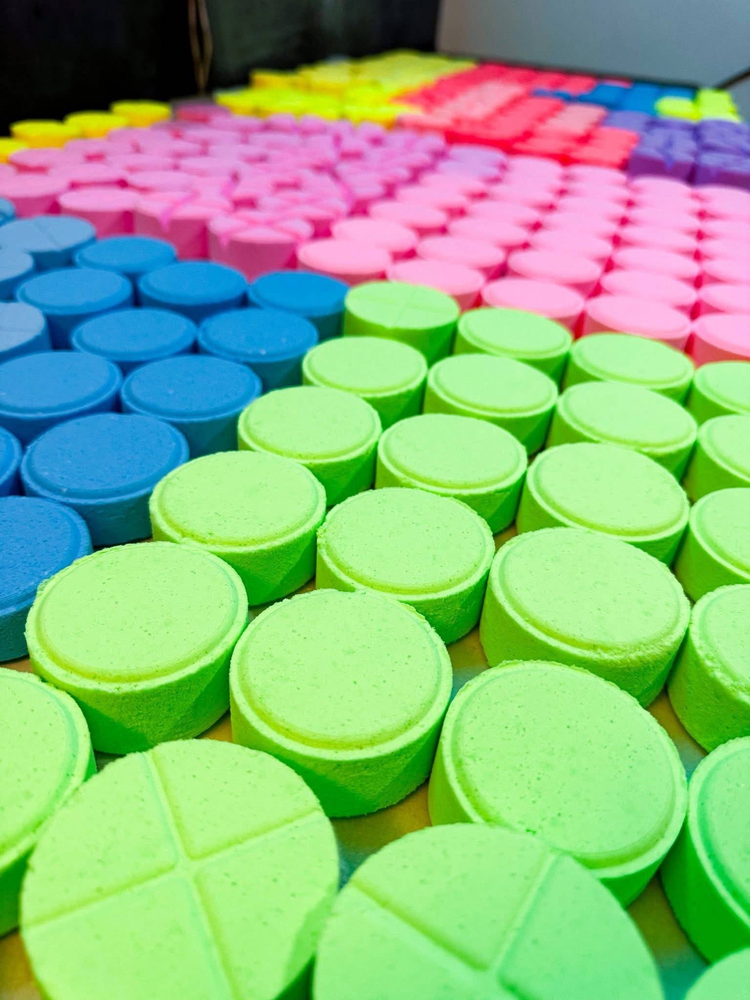 Phoenix Bath and Body - Wholesale Shower steamer/bomb - Puk Essential Oil Shower Steamer2