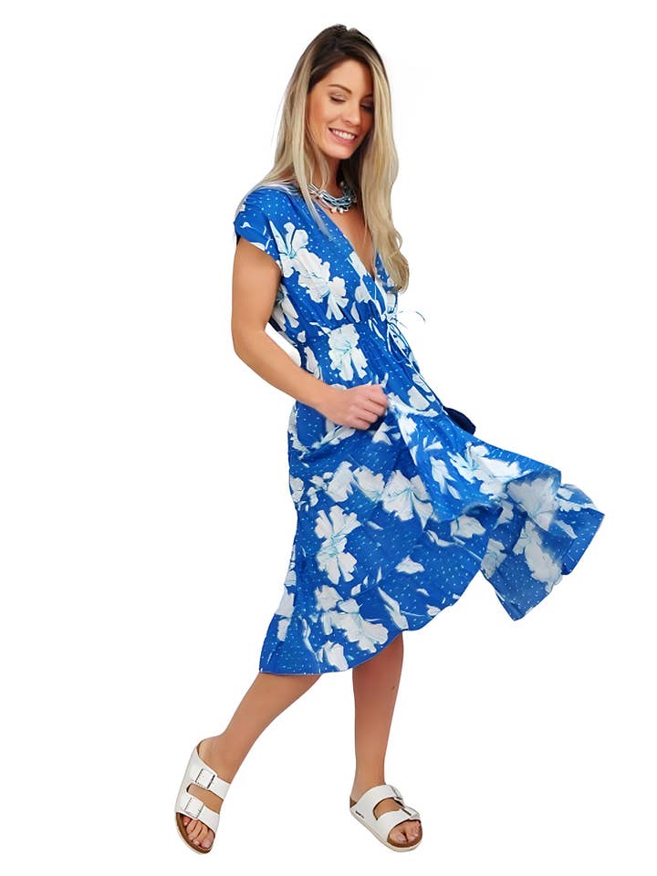 Abito midi floreale blu fatto a mano per la vendita all'ingrosso da parte di Kalimera Clothing Athens