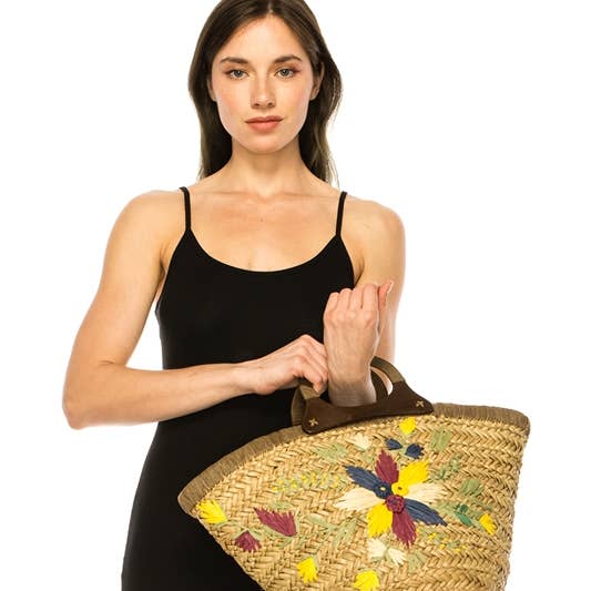Grand sac en paille de zostère avec broderie florale pour la vente par DNMC