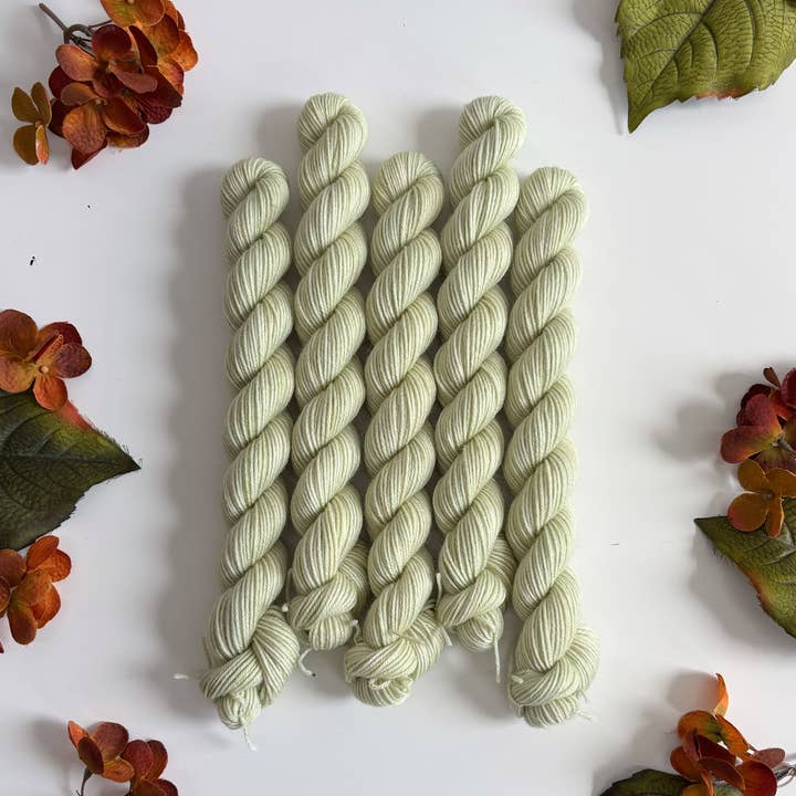 Coates & Co. – Engroshandel Garn – Cottage Sock Garn • 20g Mini Nøde9