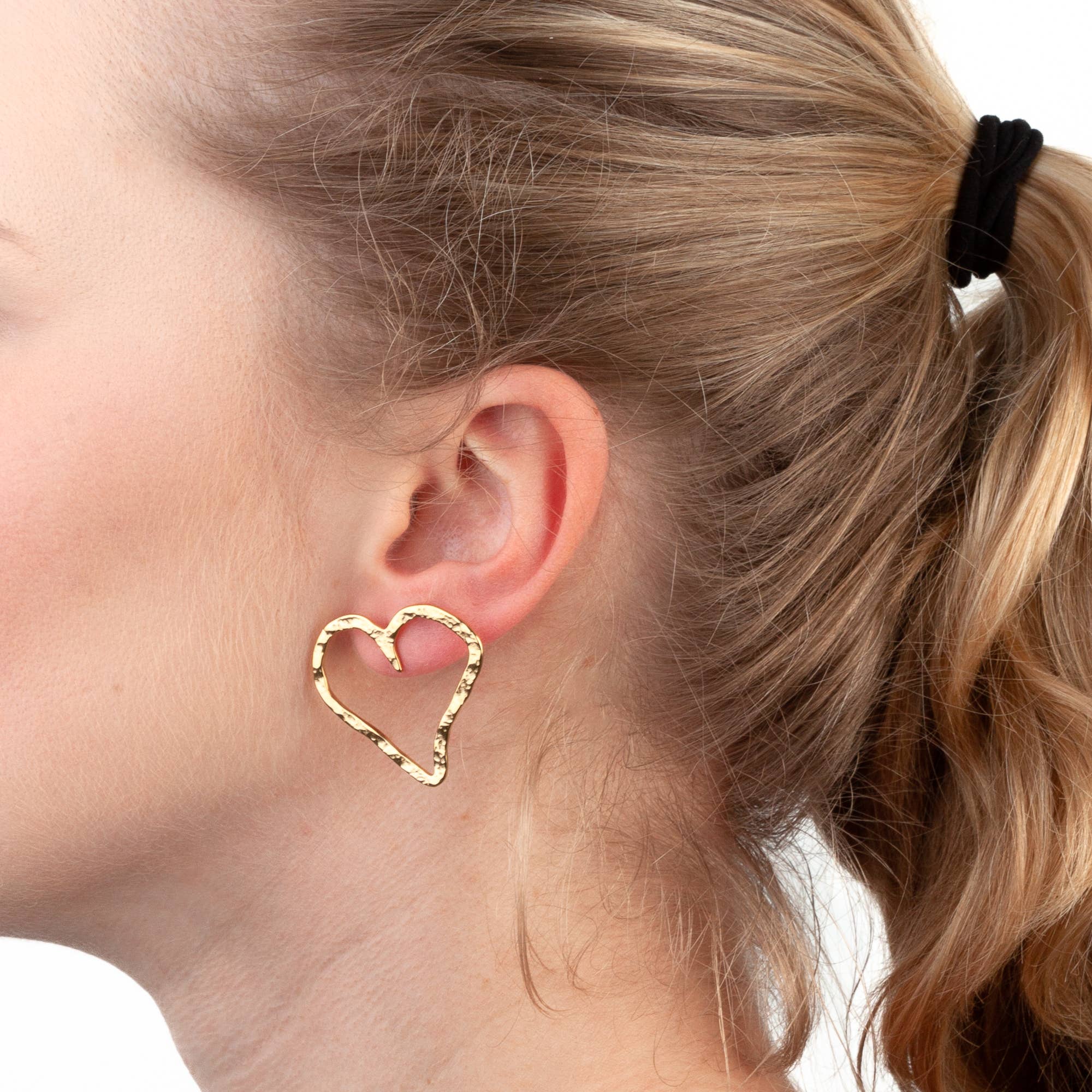 Shebiju - Wholesale Stud/Post Earrings - Heart Earring Steel YE2010280671