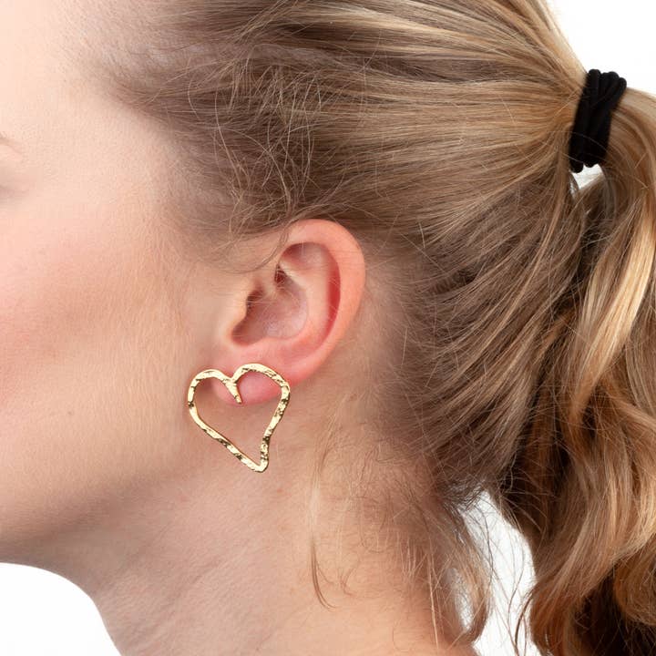 Shebiju - Wholesale Stud/Post Earrings - Heart Earring Steel YE2010280671