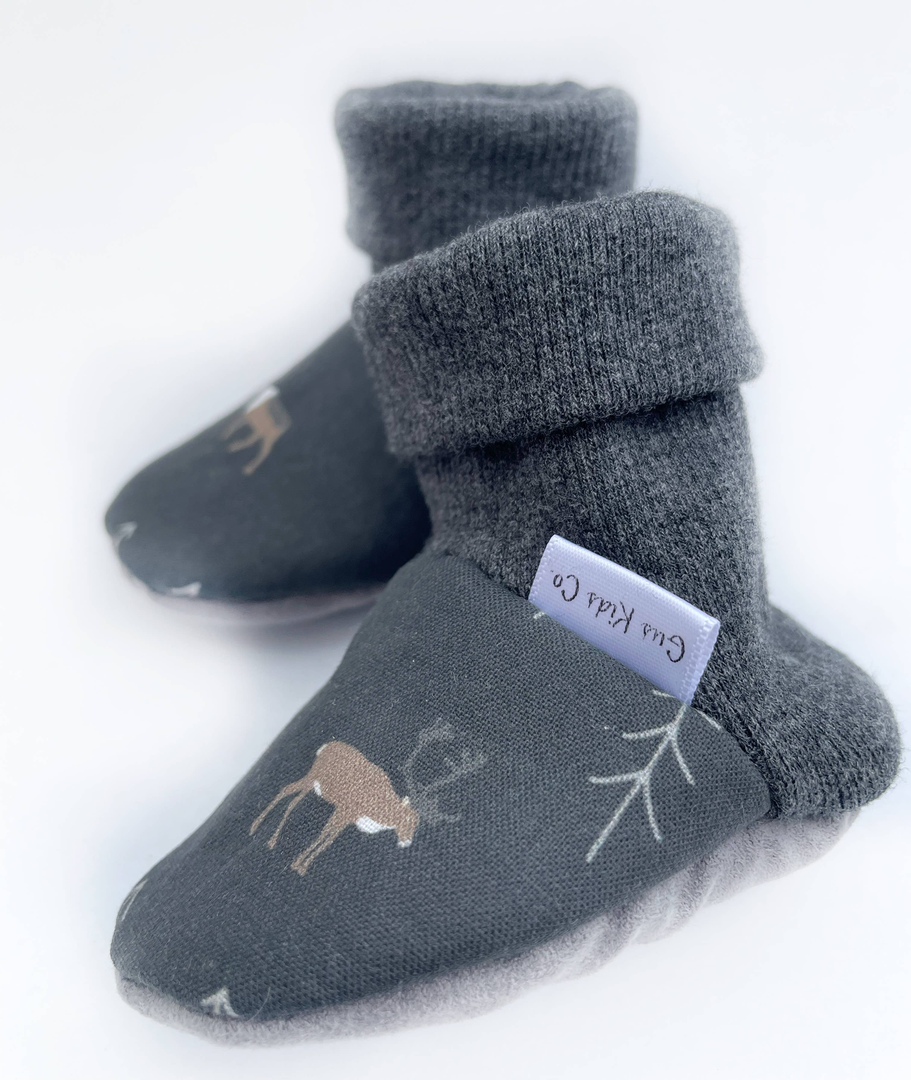 Gus Kids Co. - Vente Bottines – bébé - Chaussons pour bébé en forêt de caribou2