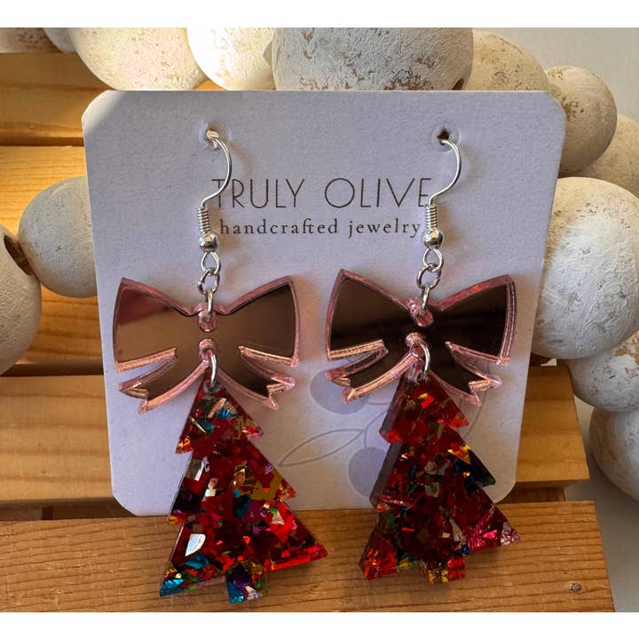 Truly Olive – Brincos de argola por atacado – Árvores de Natal com Brilho e Laço Dourado Rosé3