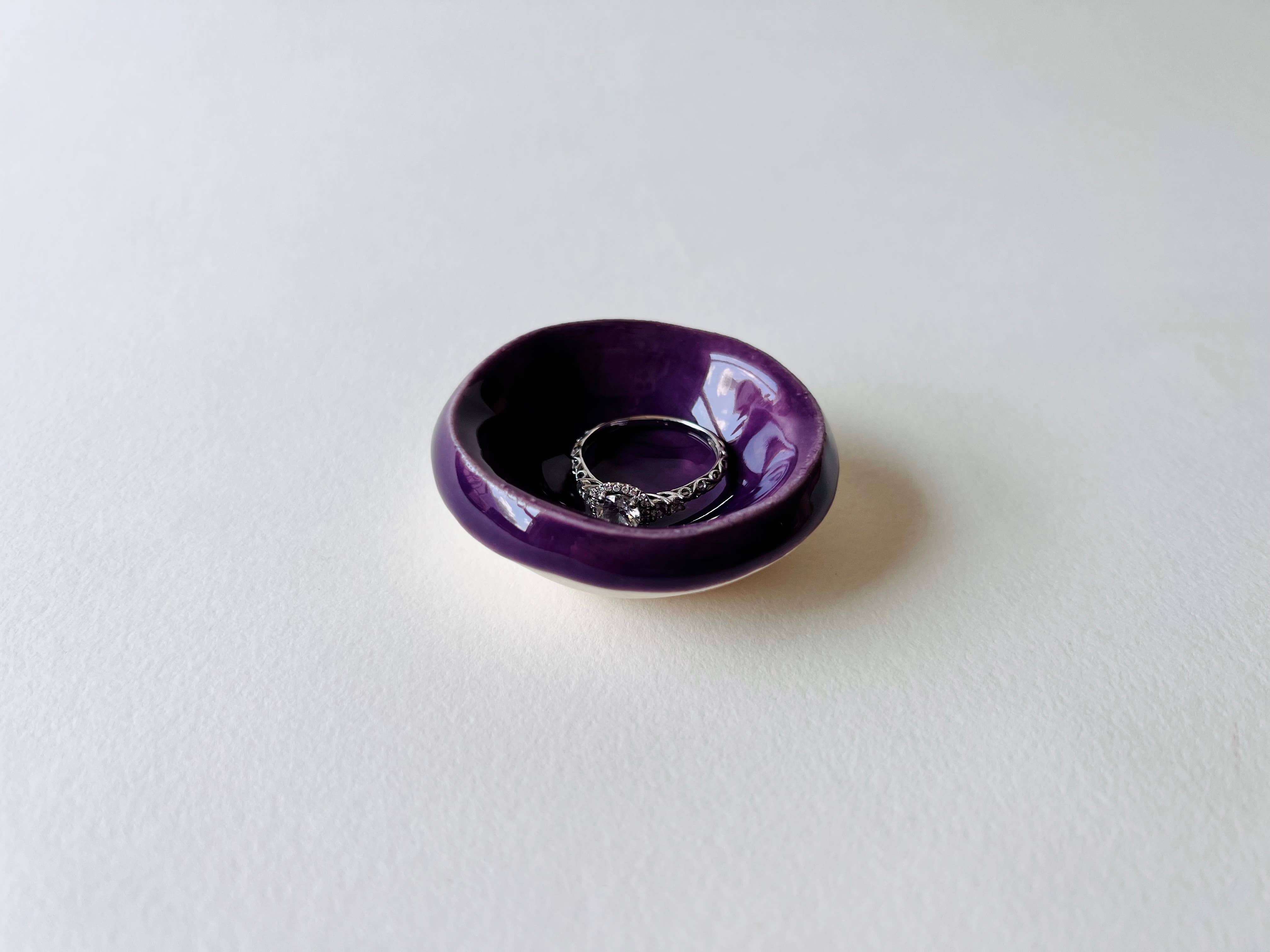 MoonMoon Ceramics – wholesale Jewellery dish – Purple Mulberry Tiny Ring Dish